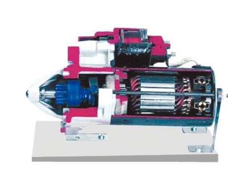 带齿轮减速装置的起动机解剖模型
